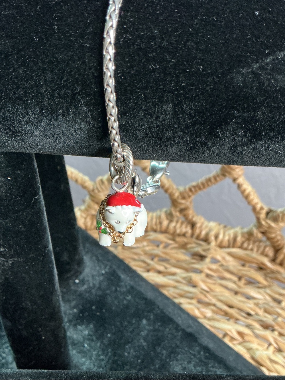 Brighton holiday polar bear charm